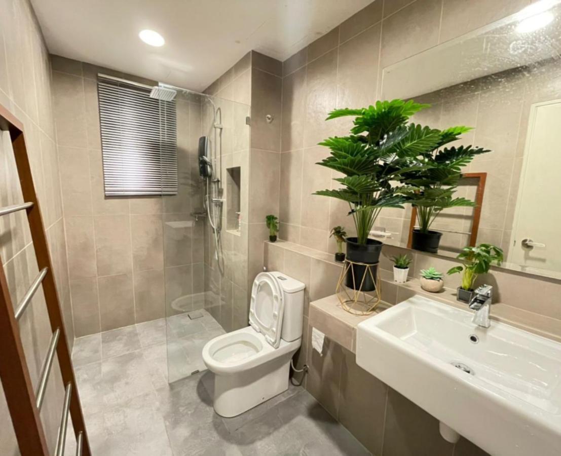 Vitaminsea Seaview 6pax Netflix B-7-03 Apartment *